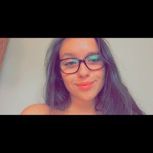 Meet your Posher, Ella